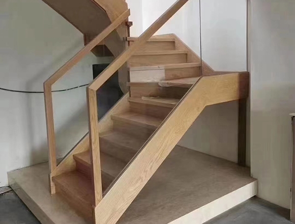 新余实木楼梯